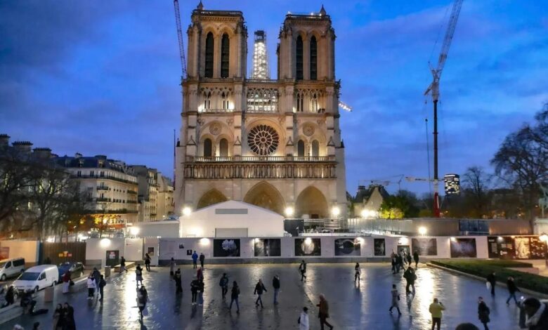 Notre dame paris reopens