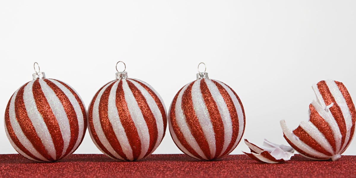 Ask lilah ramzi all of your burning holiday party etiquette queries