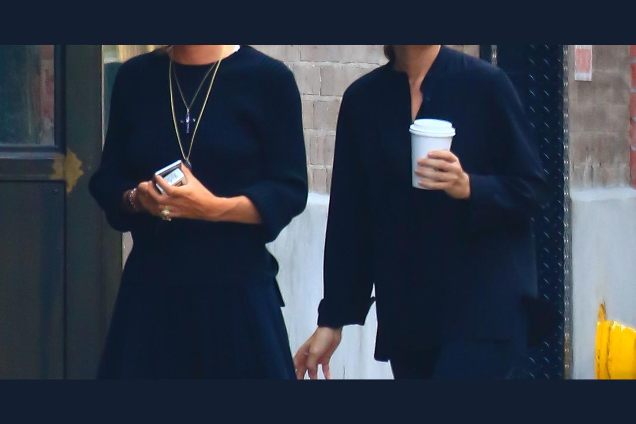 Kaia gerber channels her inner olsen twin