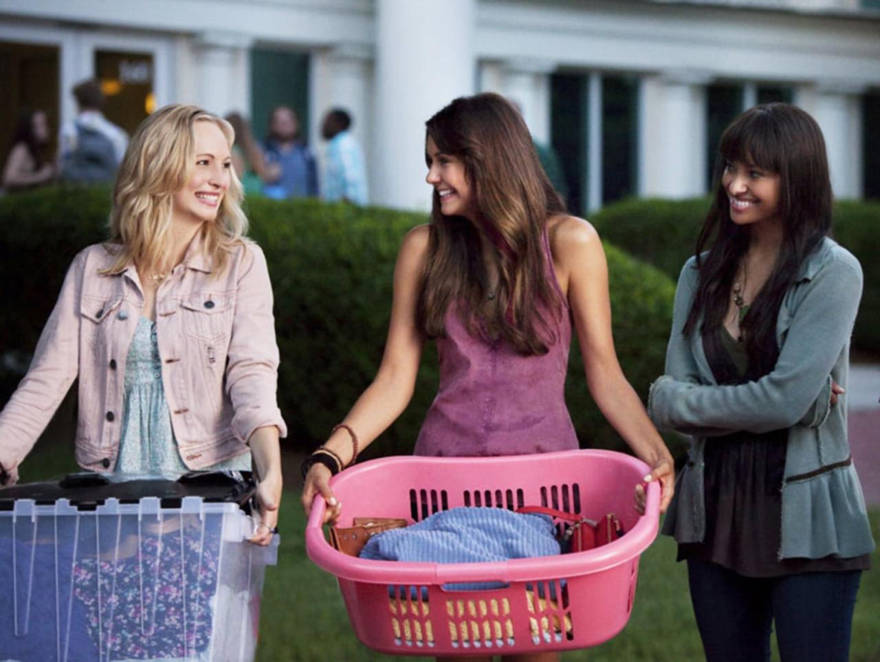 Why are there so few good accurate tv shows about college