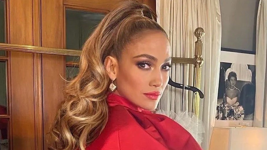 Jennifer lopez denim holiday party