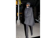 Victoria beckham incognito mode favorite coat