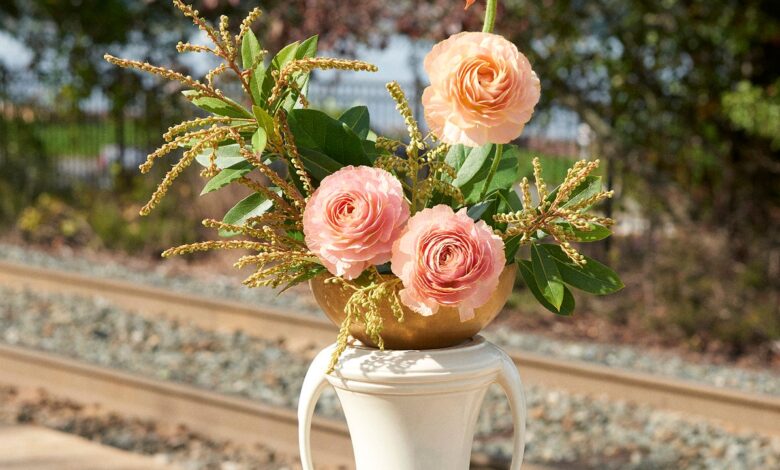 Florist ariel dearies guide to rhinebeck new york