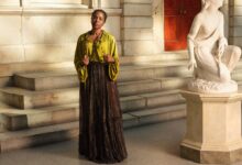 Metropolitan museum lorna simpson
