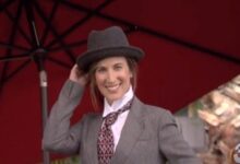 Diane keaton holiday single