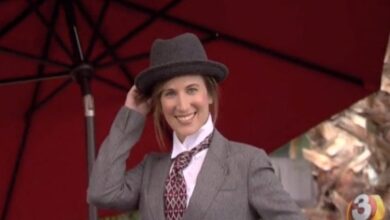 Diane keaton holiday single