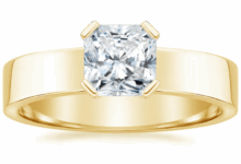 Chunky engagement rings trend