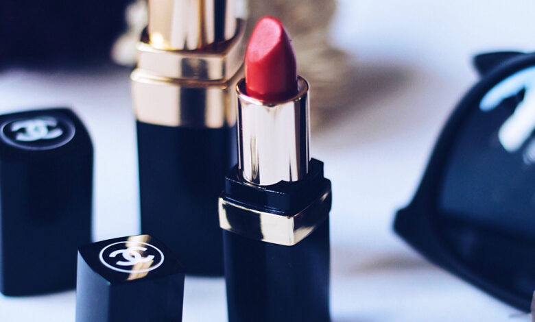 The lipstick trick every french woman knows