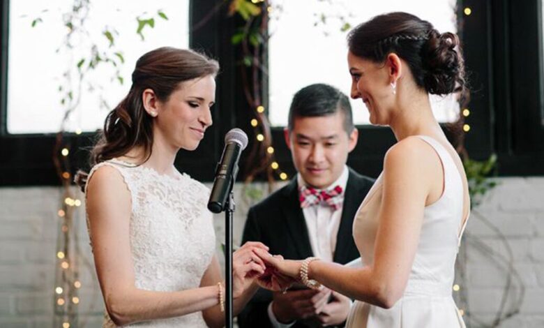 How to officiate a wedding first time