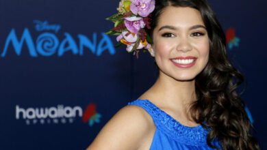 Moana star aulii cravalho hawaiian pride red carpet