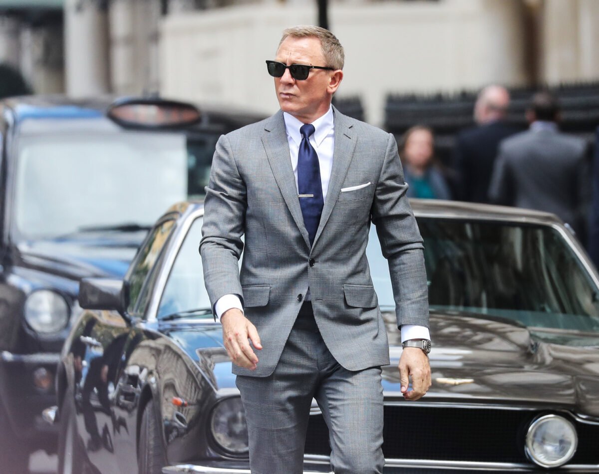 Daniel craig new fashion era red carpet