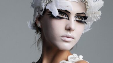 Gotta dance a band of dancers and models get grooving in falls most moving looks